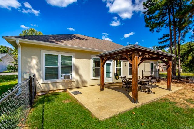121 Blue Moon Terrace, Hot Springs, AR 71901