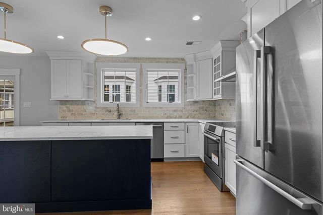 129 ROCKLAND AVE, Narberth, PA 19072