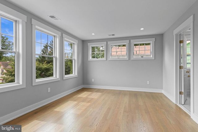 129 ROCKLAND AVE, Narberth, PA 19072