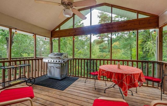 4557 N Ravenwood Drive, Chattanooga, TN 37415