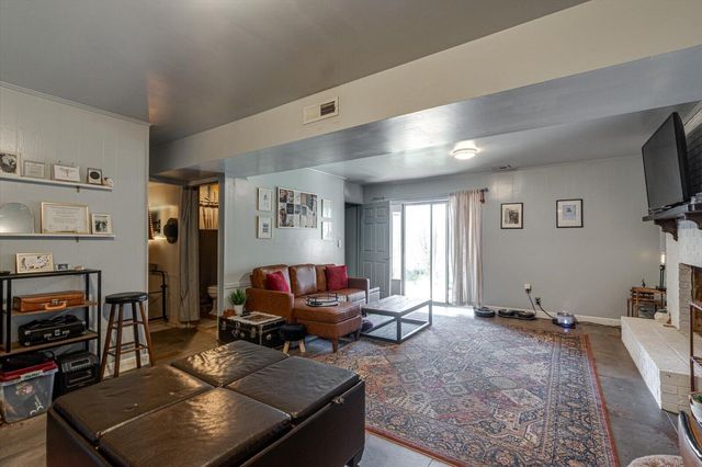 4557 N Ravenwood Drive, Chattanooga, TN 37415