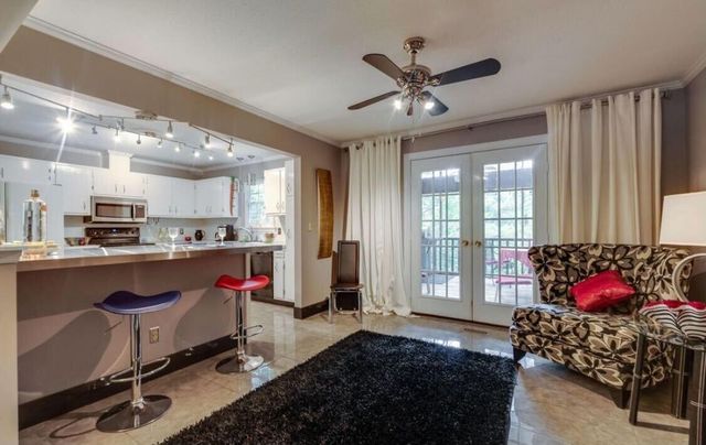 4557 N Ravenwood Drive, Chattanooga, TN 37415