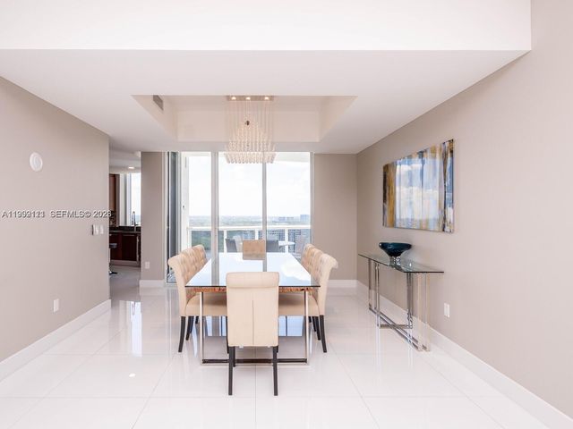 15901 Collins Avenue 2504, Sunny Isles Beach, FL 33160