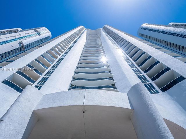 15901 Collins Avenue 2504, Sunny Isles Beach, FL 33160