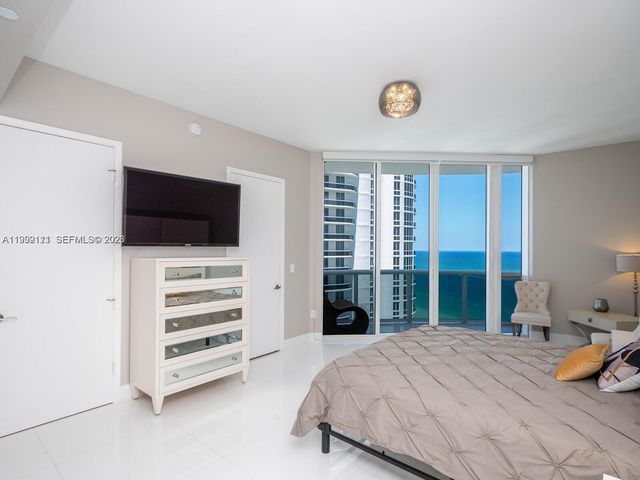 15901 Collins Avenue 2504, Sunny Isles Beach, FL 33160