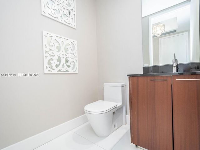 15901 Collins Avenue 2504, Sunny Isles Beach, FL 33160