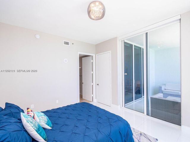15901 Collins Avenue 2504, Sunny Isles Beach, FL 33160