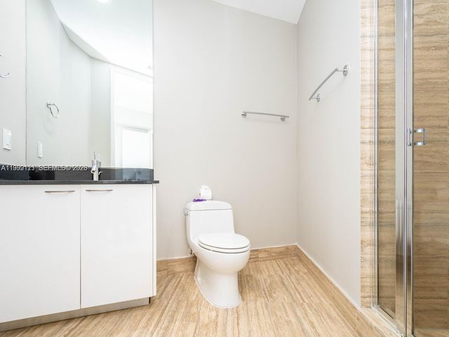 15901 Collins Avenue 2504, Sunny Isles Beach, FL 33160