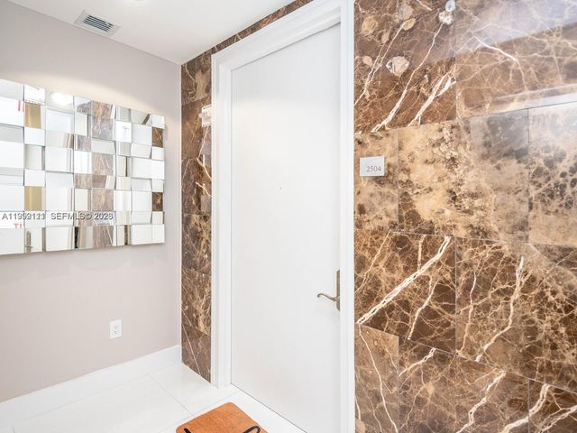 15901 Collins Avenue 2504, Sunny Isles Beach, FL 33160