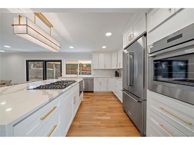 7122 S Fillmore Cir, Centennial, CO 80122