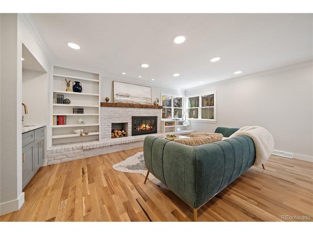 7122 S Fillmore Cir, Centennial, CO 80122