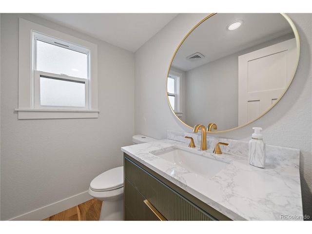 7122 S Fillmore Cir, Centennial, CO 80122