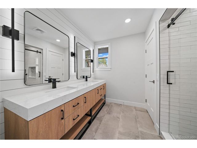 7122 S Fillmore Cir, Centennial, CO 80122