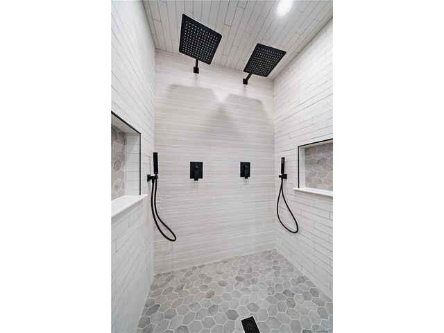 7122 S Fillmore Cir, Centennial, CO 80122