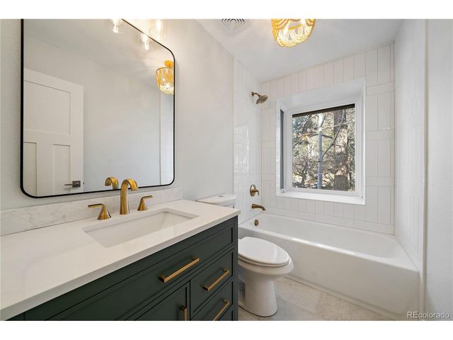 7122 S Fillmore Cir, Centennial, CO 80122