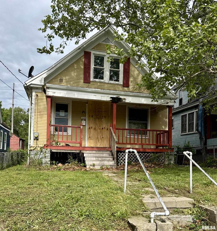113 NE ROCK ISLAND Avenue, Peoria, IL 61603