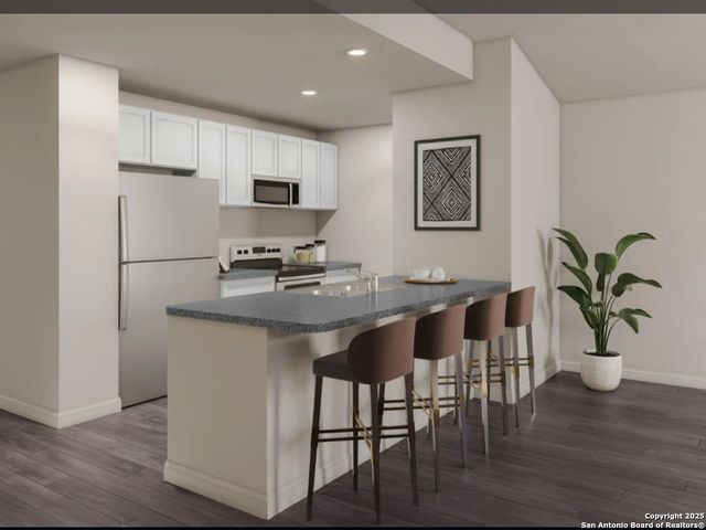 616 Mariposa Lane, Kenedy, TX 78119