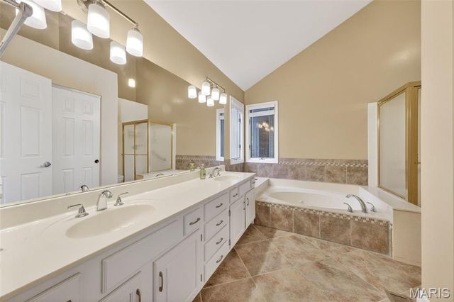 1905 Kings Row Manor, Unincorporated, MO 63146