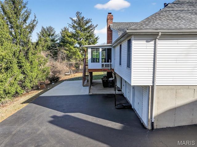 1905 Kings Row Manor, Unincorporated, MO 63146