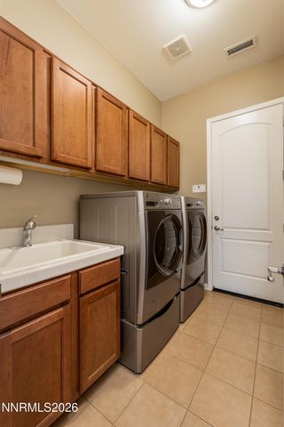 7839 Orange Plains Drive, Sparks, NV 89436