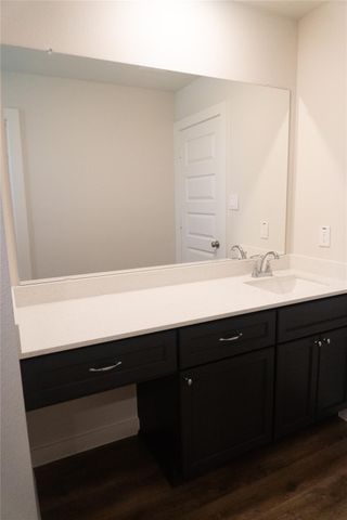 75 Road 51030, Cleveland, TX 77327