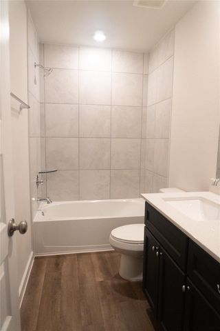 75 Road 51030, Cleveland, TX 77327