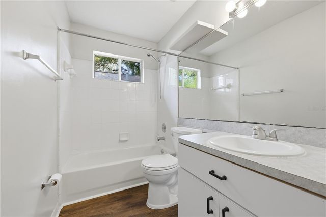 4437 NW 35TH STREET, Gainesville, FL 32605