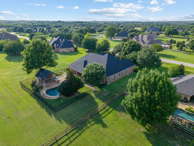 2505 Winthrop Hill Road, Denton, TX 76226