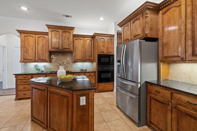 2505 Winthrop Hill Road, Denton, TX 76226