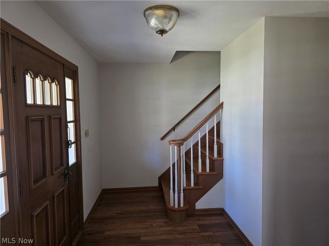 32667 Carriage Lane, Avon Lake, OH 44012