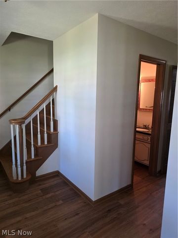 32667 Carriage Lane, Avon Lake, OH 44012