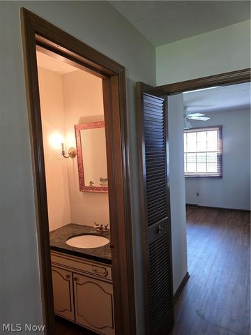 32667 Carriage Lane, Avon Lake, OH 44012