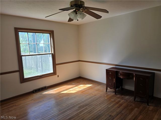 32667 Carriage Lane, Avon Lake, OH 44012