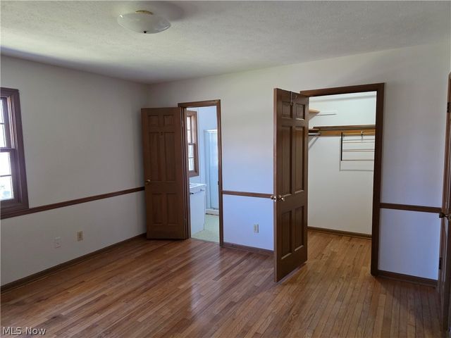 32667 Carriage Lane, Avon Lake, OH 44012