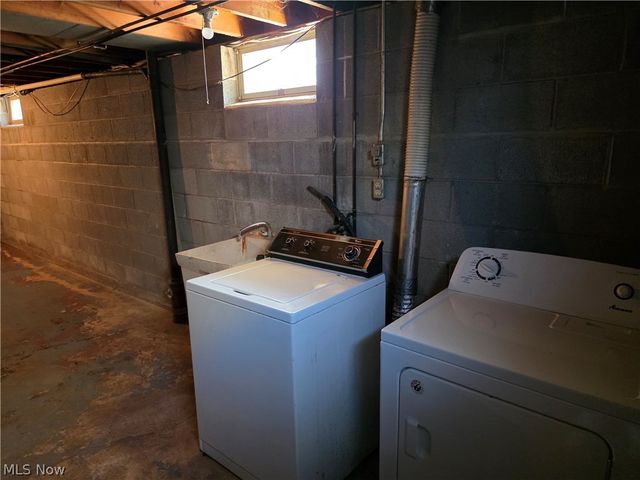32667 Carriage Lane, Avon Lake, OH 44012