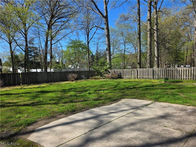 32667 Carriage Lane, Avon Lake, OH 44012