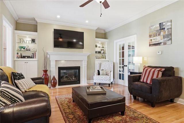 208 Linehan Pl, Cranberry Twp, PA 16066
