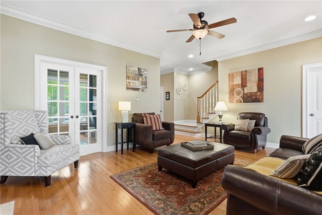 208 Linehan Pl, Cranberry Twp, PA 16066