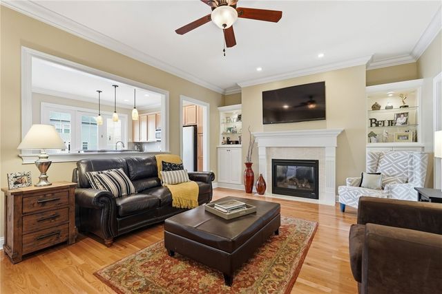208 Linehan Pl, Cranberry Twp, PA 16066
