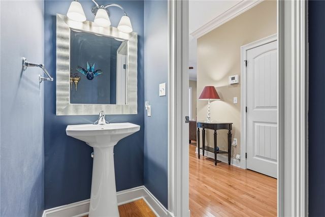 208 Linehan Pl, Cranberry Twp, PA 16066