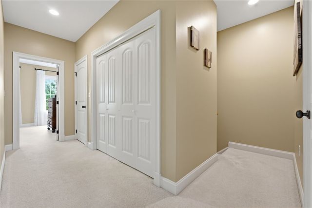 208 Linehan Pl, Cranberry Twp, PA 16066