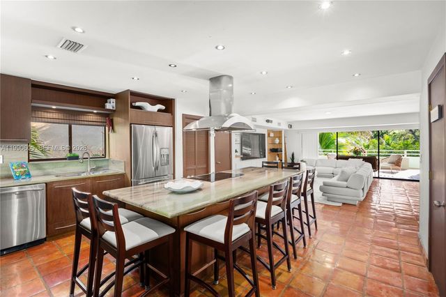 3520 Rockerman Rd, Miami, FL 33133