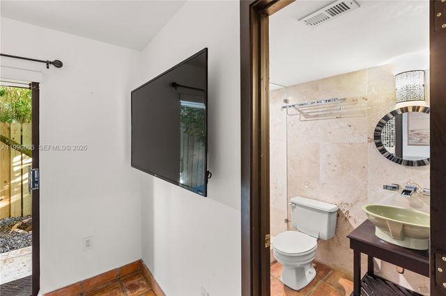 3520 Rockerman Rd, Miami, FL 33133