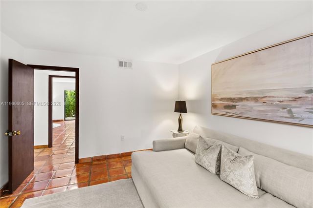 3520 Rockerman Rd, Miami, FL 33133