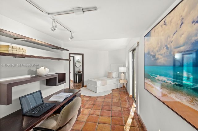 3520 Rockerman Rd, Miami, FL 33133