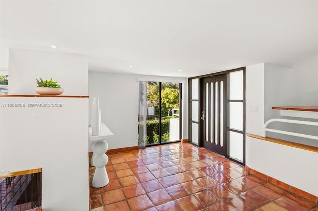 3520 Rockerman Rd, Miami, FL 33133