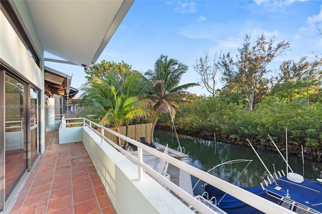 3520 Rockerman Rd, Miami, FL 33133