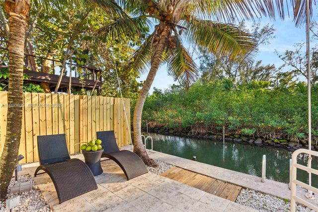 3520 Rockerman Rd, Miami, FL 33133