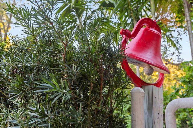 3520 Rockerman Rd, Miami, FL 33133