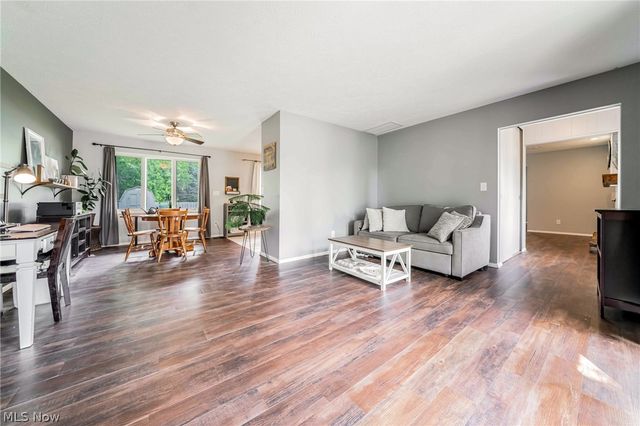 6165 Creekside Lane, North Ridgeville, OH 44039